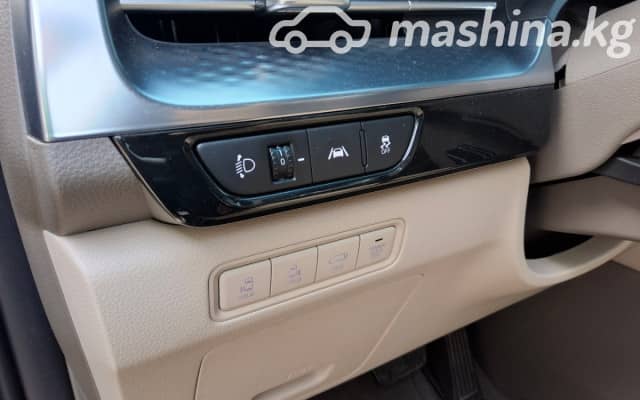 Kia Carnival IV 2.2d AT