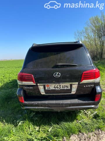 Lexus LX III 570 5.7 AT 4WD