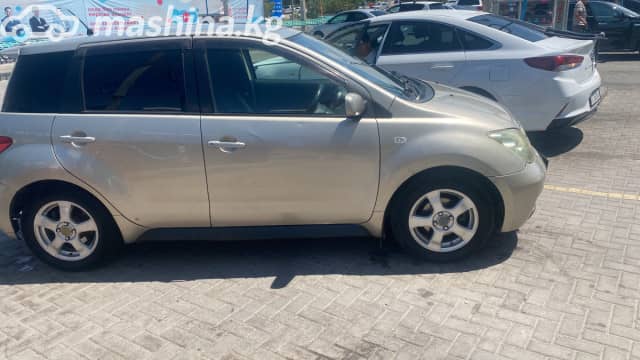 Toyota Ist I 1.5 AT
