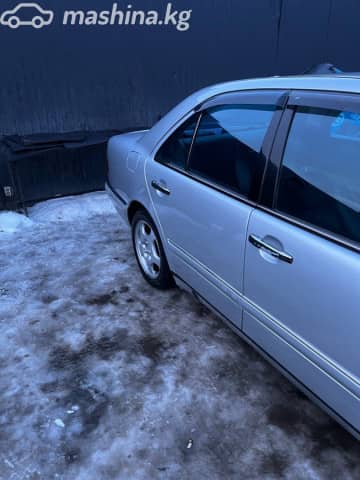 Mercedes-Benz E-Класс II (W210, S210) 320 3.2 AT