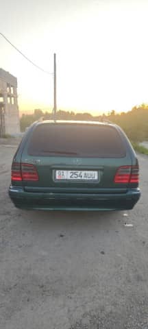 Mercedes-Benz E-Класс II (W210, S210) Рестайлинг 220 2.2d AT