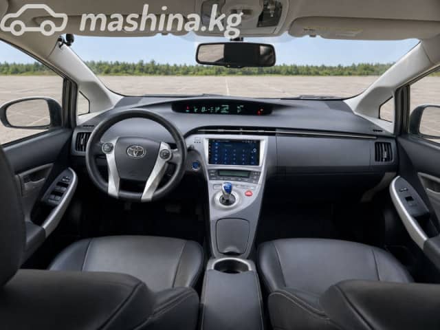 Toyota Prius III (XW30) 1.8hyb AT