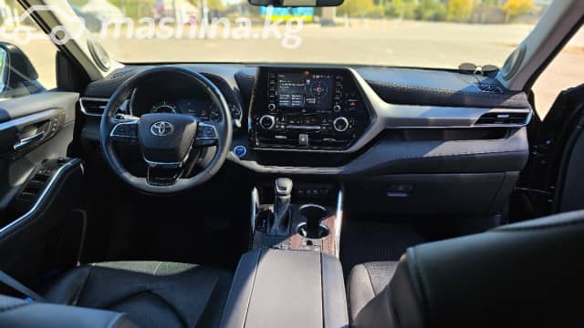 Toyota Highlander IV (U70) 2.5hyb AT 4WD