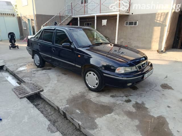 Daewoo Nexia I 1.5 MT