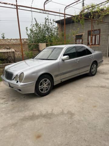 Mercedes-Benz E-Класс II (W210, S210) Рестайлинг 200 2.2d AT