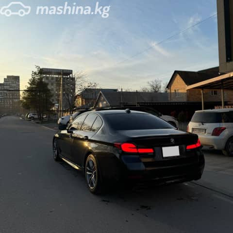BMW 5 серии VII (G30/G31) Рестайлинг 520i 2.0 AT
