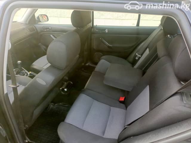Volkswagen Golf IV 1.6 MT