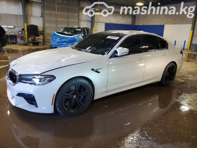 BMW M5 VI (F90) Рестайлинг 4.4 AT 4WD
