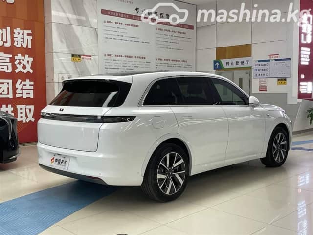 LiXiang L7 Pro 1.5hyb AT 4WD