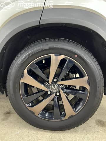 Lexus NX I Рестайлинг 300h 2.5hyb CVT