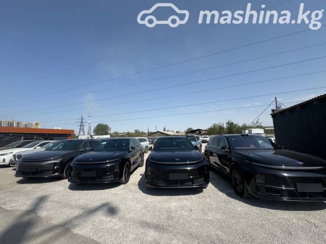 LiXiang L6 1.5hyb AT 4WD