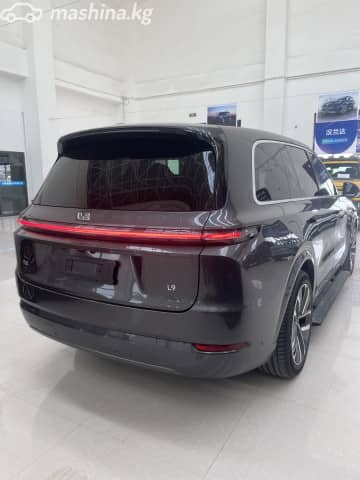 LiXiang L9 Рестайлинг 1.5hyb AT 4WD