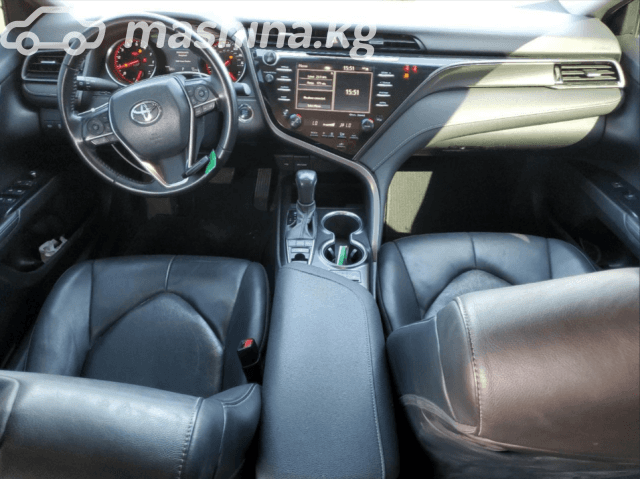 Toyota Camry VIII (XV70) 2.5 AT