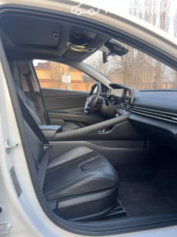 Hyundai Elantra VII (CN7) Рестайлинг 1.5 CVT