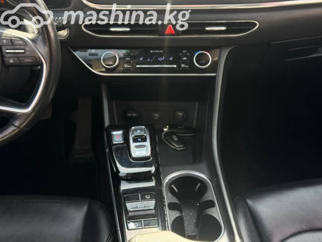 Hyundai Sonata VIII (DN8) LPi 2.0 AT