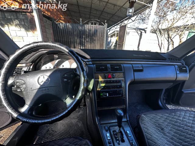 Mercedes-Benz E-Класс II (W210, S210) Рестайлинг 320 3.2 AT