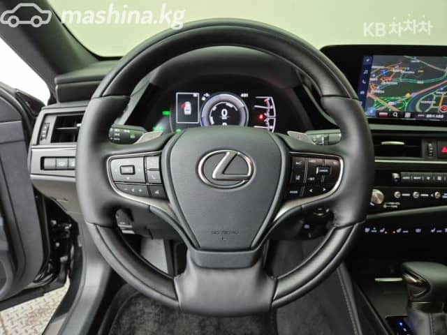 Lexus ES VII Рестайлинг 2 300h 2.5hyb CVT