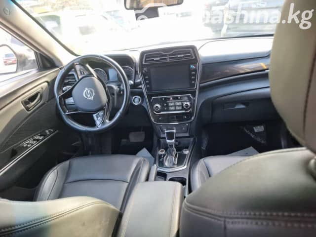 SsangYong Tivoli I Рестайлинг 1.5 AT