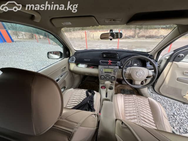 Mazda Demio II (DY) 1.5 AT