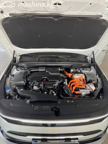 Kia K8 2.5 AT