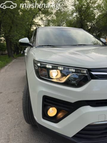SsangYong Tivoli I Рестайлинг 1.6d AT