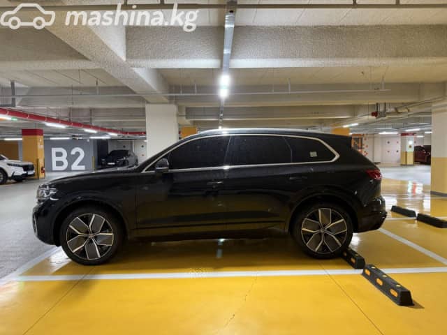 Volkswagen Touareg III Рестайлинг 3.0d AT 4WD