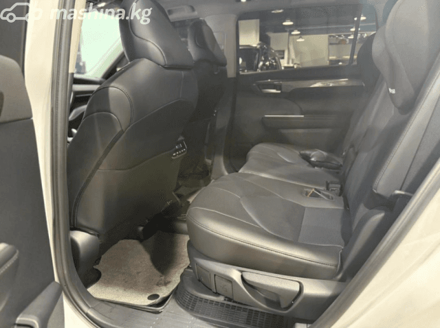 Toyota Highlander IV (U70) 2.5hyb AT 4WD