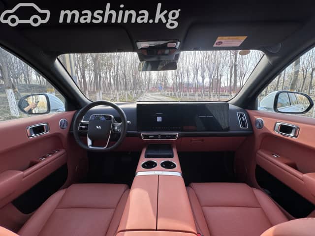 LiXiang L7 Рестайлинг 1.5hyb AT 4WD