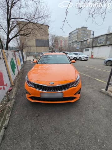 Kia K5 II 2.0 AT