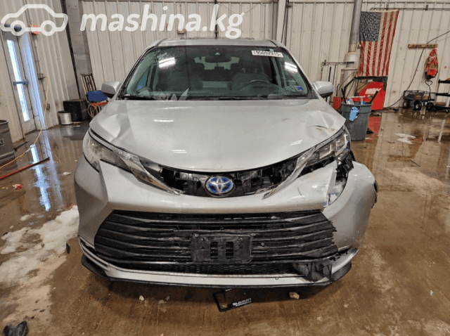 Toyota Sienna IV 2.5hyb AT
