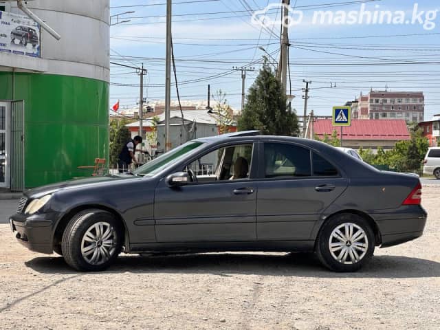 Mercedes-Benz C-Класс II (W203) 200 2.0 AT