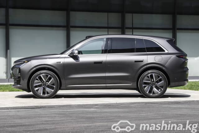 LiXiang L6 1.5hyb AT 4WD