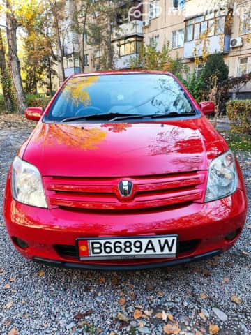 Toyota Ist I 1.3 AT