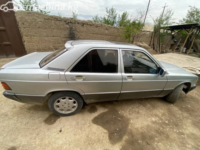 Mercedes-Benz W124 320 3.2 MT 4WD