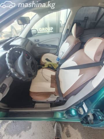 Nissan Almera II (N16) 1.8 MT