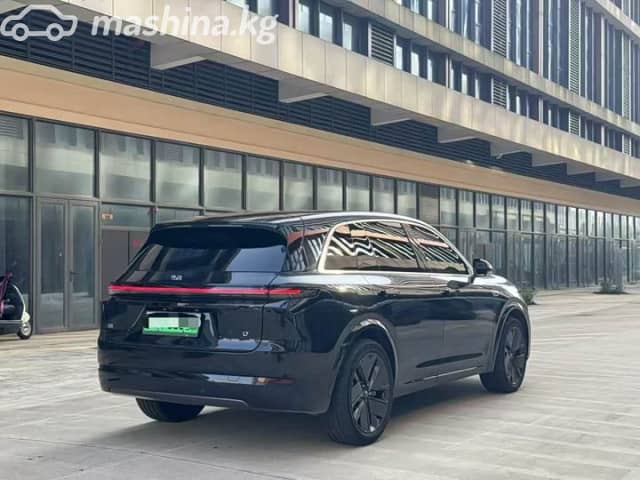 LiXiang L7 Рестайлинг 1.5hyb AT 4WD