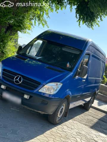 Mercedes-Benz Фургон (4х2)
