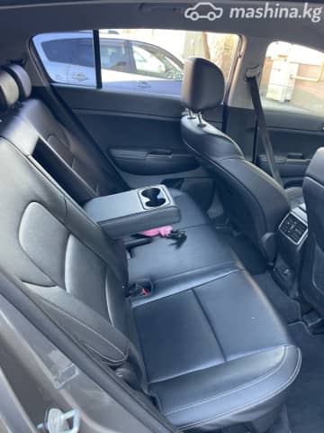 Kia Sportage IV Рестайлинг 2.0d AT