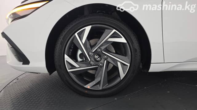 Hyundai Avante VII Рестайлинг 1.6hyb AMT