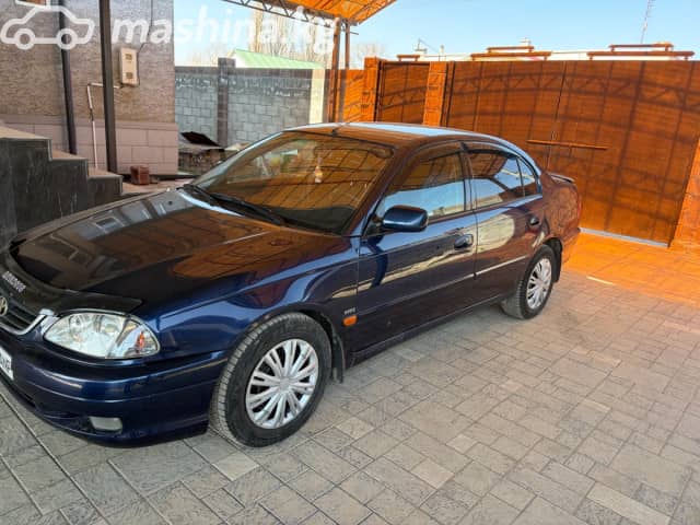 Toyota Avensis I Рестайлинг 1.6 MT