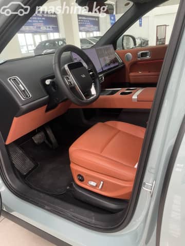 LiXiang L6 1.5hyb AT 4WD
