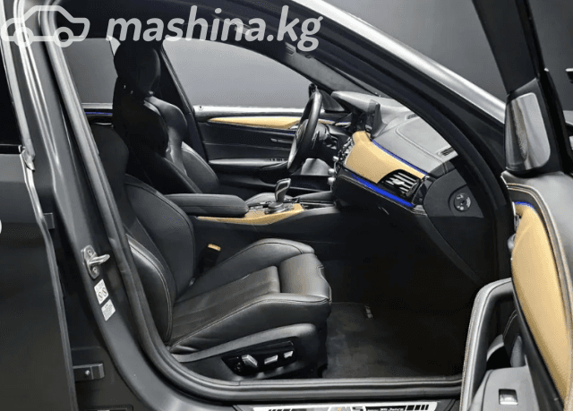 BMW M5 VI (F90) 4.4 Steptronic xDrive