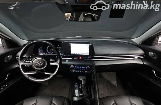 Hyundai Avante VII 1.6hyb AMT