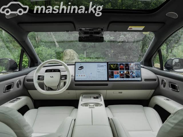 LiXiang L6 1.5hyb AT 4WD