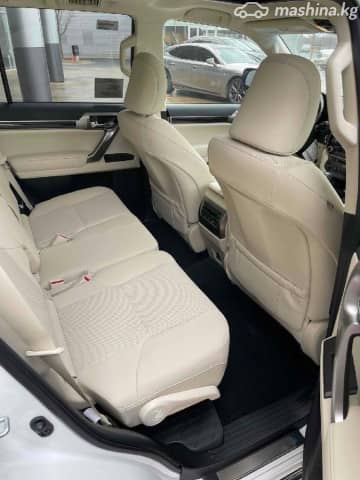 Lexus GX II Рестайлинг 2 460 4.6 AT 4WD