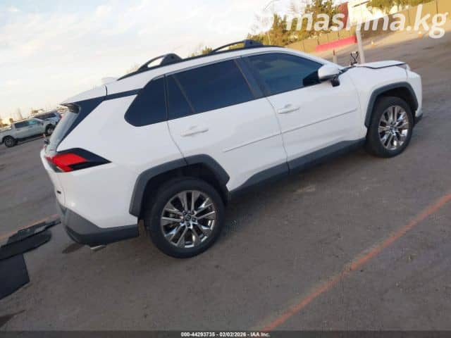 Toyota RAV4 V (XA50) 2.5 AT