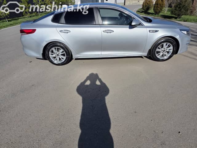 Kia K5 II 2.0 AT