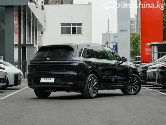 LiXiang L6 1.5hyb AT 4WD