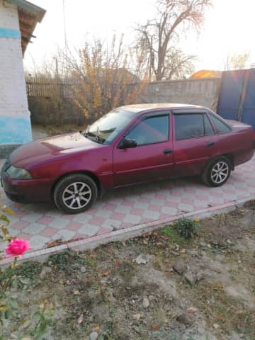 Daewoo Nexia I Рестайлинг 1.6 MT