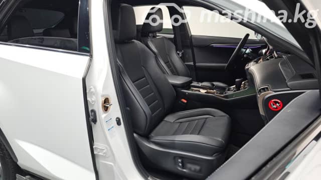 Lexus NX I Рестайлинг 200 2.0 CVT
